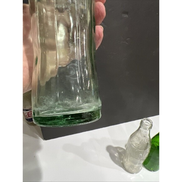 LOT WA Soda Bottles 7UP Coke-Cola Royal Crown Cola Vintage - Picture 6 of 16